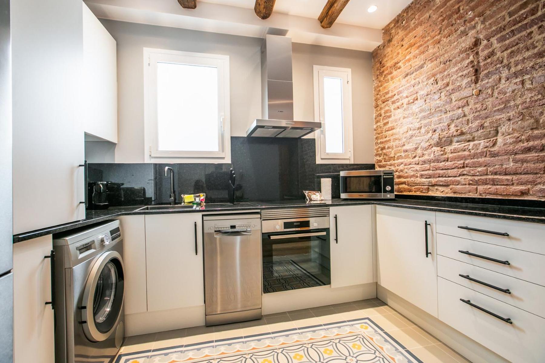 31mal1054 - Fantastic Apartment *